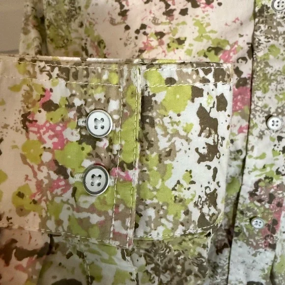 Cute Eddie Bauer blouse - Picture 4 of 7